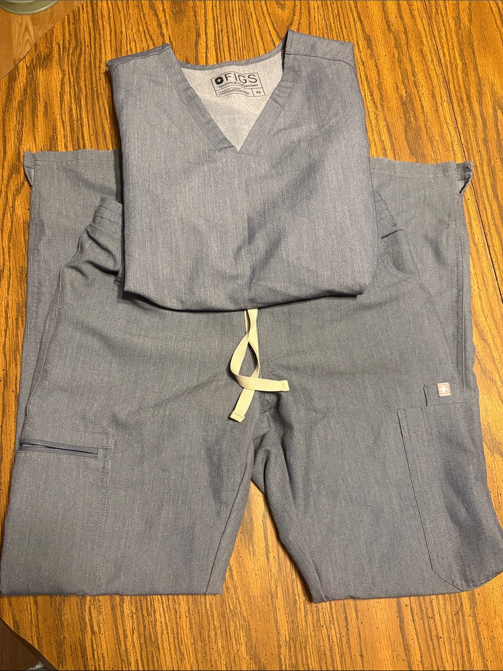 FIGS Heather Gray Scrub Set | Casma XS + Yola XS | Technical Collection
